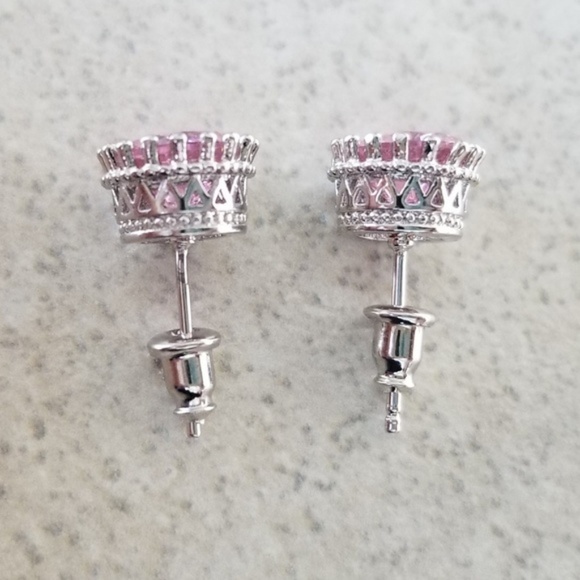 9mm Pink Studs - Picture 3 of 6